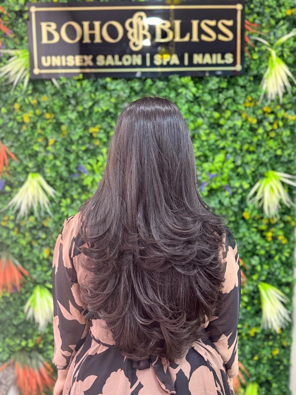 Layered cut and blow-dry